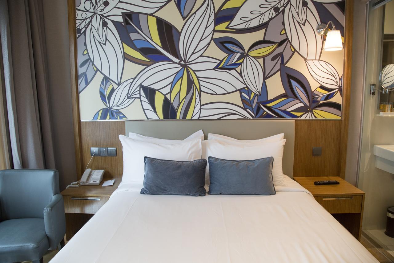 Bencoolen At Hong Kong Street 4* Singapura